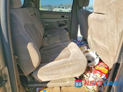 Zdjęcie 11 z 13 samochodu: 2001 CHEVROLET SUBURBAN C1500 VIN:3GNEC16T91G174318 - miniatura