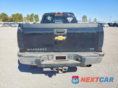 Zdjęcie 6 z 12 samochodu: 2011 CHEVROLET SILVERADO K3500 LTZ VIN:1GC4K1CGXBF189878 - miniatura