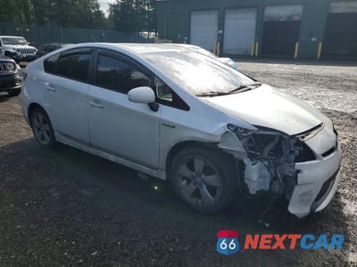 Czwarte zdjęcie samochodu z boku: 2015 TOYOTA PRIUS FIVE VIN:JTDKN3DU9F0406621 - miniatura