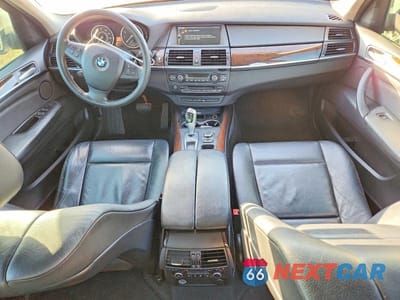 Zdjęcie 8 z 12 samochodu: 2012 BMW X5 XDRIVE35I VIN:5UXZV4C56CL765772 - miniatura