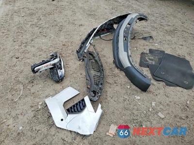 Zdjęcie 13 z 15 samochodu: 2019 CADILLAC XT4 PREMIUM LUXURY VIN:1GYFZDR42KF113830 - miniatura