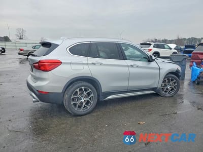 Trzecie zdjęcie samochodu z tyłu: 2021 BMW X1 SDRIVE28I VIN:WBXJG7C00M5S26555 - miniatura