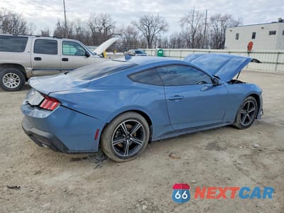 Trzecie zdjęcie samochodu z tyłu: 2024 FORD MUSTANG VIN:1FA6P8TH6R5141523 - miniatura