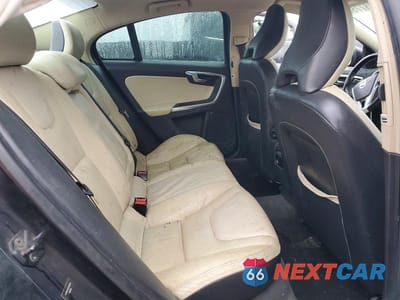 Zdjęcie 10 z 12 samochodu: 2012 VOLVO S60 T5 VIN:YV1622FS0C2118402 - miniatura