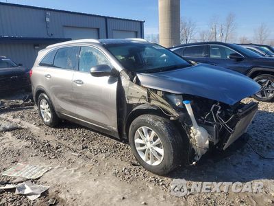 Czwarte zdjęcie samochodu z boku: 2016 KIA SORENTO LX V6 VIN:5XYPGDA56GG084289 - miniatura