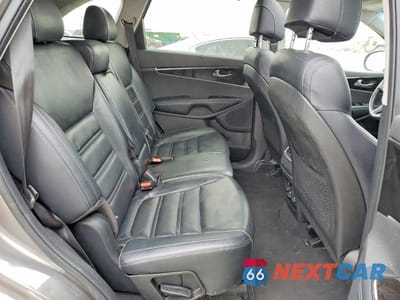 Zdjęcie 11 z 13 samochodu: 2017 KIA SORENTO VIN:5XYPH4A58HG232277 - miniatura