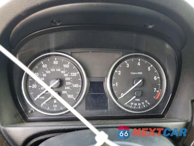 Zdjęcie 9 z 12 samochodu: 2009 BMW 328 I VIN:WBAPH73559A174822 - miniatura