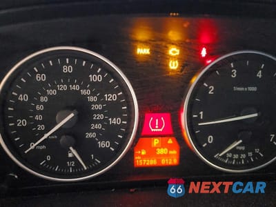 Zdjęcie 9 z 12 samochodu: 2011 BMW X5 XDRIVE50I VIN:5UXZV8C56BL417394 - miniatura