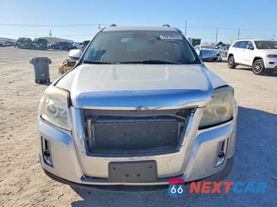 Piąte zdjęcie samochodu w środku: 2013 GMC TERRAIN SLE VIN:2GKALSEK1D6409367 - miniatura