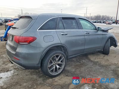 Trzecie zdjęcie samochodu z tyłu: 2021 MERCEDES-BENZ GLC 300 4MATIC VIN:W1N0G8EB7MV322043 - miniatura