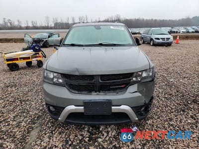 Piąte zdjęcie samochodu w środku: 2019 DODGE JOURNEY CROSSROAD VIN:3C4PDCGG5KT803495 - miniatura
