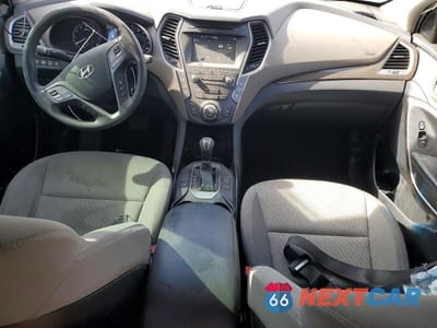 Zdjęcie 8 z 13 samochodu: 2017 HYUNDAI SANTA FE SE VIN:KM8SM4HF7HU194474 - miniatura