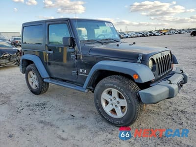 Czwarte zdjęcie samochodu z boku: 2008 JEEP WRANGLER X VIN:1J4FA241X8L516781 - miniatura