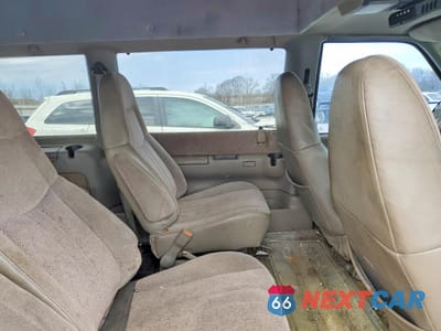 Zdjęcie 11 z 14 samochodu: 2000 CHEVROLET ASTRO VIN:1GNDM19W9YB106585 - miniatura