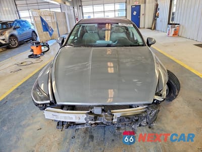 Piąte zdjęcie samochodu w środku: 2022 HYUNDAI SONATA SE VIN:5NPEG4JA9NH141093 - miniatura