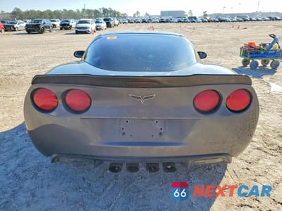 Zdjęcie 6 z 13 samochodu: 2011 CHEVROLET CORVETTE GRAND SPORT VIN:1G1YU2DW2B5108068 - miniatura