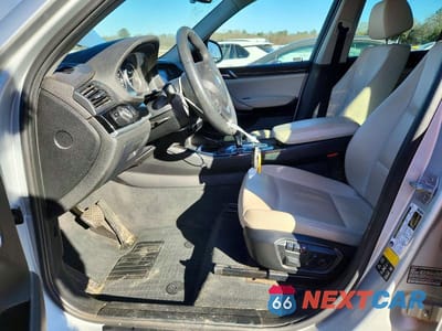 Zdjęcie 7 z 13 samochodu: 2017 BMW X3 XDRIVE28I VIN:5UXWX9C53H0T04676 - miniatura
