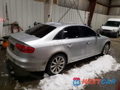Trzecie zdjęcie samochodu z tyłu: 2014 AUDI A4 VIN:WAUBFAFL2EN015668 - miniatura