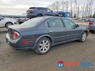 Trzecie zdjęcie samochodu z tyłu: 2003 NISSAN MAXIMA GLE VIN:JN1DA31A33T426049 - miniatura