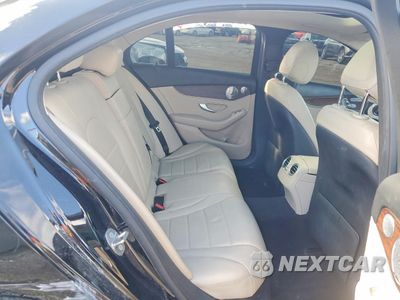 Zdjęcie 10 z 14 samochodu: 2019 MERCEDES-BENZ C 300 4MATIC VIN:55SWF8EB0KU316423 - miniatura
