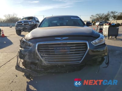 Piąte zdjęcie samochodu w środku: 2019 GENESIS G90 ULTIMATE VIN:KMTF54JH7KU064072 - miniatura