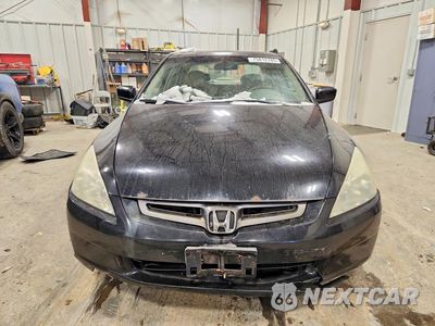 Piąte zdjęcie samochodu w środku: 2005 HONDA ACCORD EX VIN:1HGCM558X5A025004 - miniatura