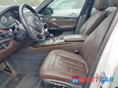 Zdjęcie 7 z 13 samochodu: 2017 BMW X5 XDRIVE35I VIN:5UXKR0C35H0V76701 - miniatura
