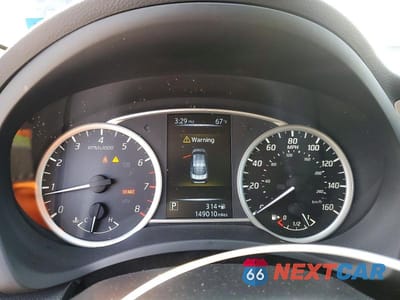 Zdjęcie 9 z 12 samochodu: 2017 NISS SENTRA VIN:3N1AB7AP7HY403898 - miniatura