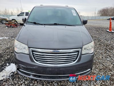 Piąte zdjęcie samochodu w środku: 2014 CHRYSLER TOWN & COUNTRY TOURING L VIN:2C4RC1CGXER421542 - miniatura