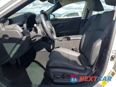 Zdjęcie 7 z 12 samochodu: 2025 LEXUS ES 350 BASE VIN:58ACZ1B11SU205812 - miniatura