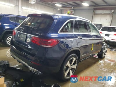 Trzecie zdjęcie samochodu z tyłu: 2021 MERCEDES-BENZ GLC 300 4MATIC VIN:W1N0G8EB5MG011103 - miniatura