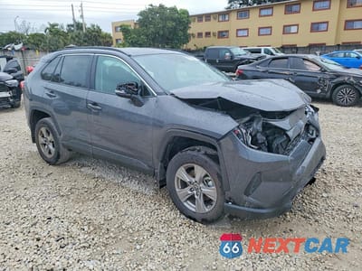 Czwarte zdjęcie samochodu z boku: 2025 TOYOTA RAV4 XLE VIN:2T3W1RFV1SW406057 - miniatura