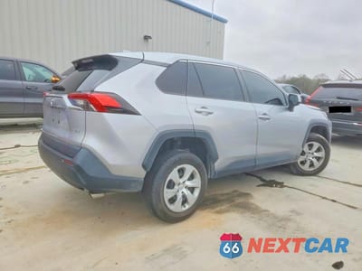 Trzecie zdjęcie samochodu z tyłu: 2022 TOYOTA RAV4 LE VIN:2T3K1RFV1NC177254 - miniatura