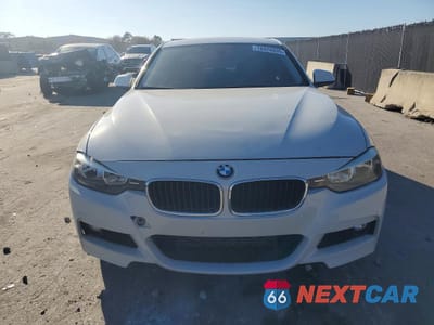 Piąte zdjęcie samochodu w środku: 2012 BMW 328 I VIN:WBA3A5G50CNN65782 - miniatura