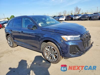 Czwarte zdjęcie samochodu z boku: 2025 AUDI Q7 PREMIUM PLUS VIN:WA1LCBF70SD018427 - miniatura