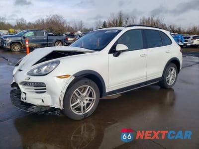 2012 PORSCHE CAYENNE WP1AA2A27CLA10930 - główne zdjęcie licytacji z USA - miniatura