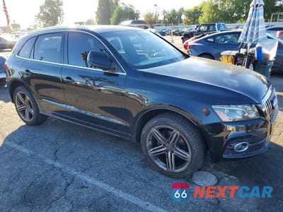 Czwarte zdjęcie samochodu z boku: 2010 AUDI Q5 PREMIUM PLUS VIN:WA1MKBFPXAA109437 - miniatura