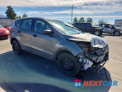 Czwarte zdjęcie samochodu z boku: 2014 FORD ESCAPE S VIN:1FMCU0F70EUB05459 - miniatura