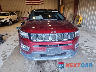 Piąte zdjęcie samochodu w środku: 2020 JEEP COMPASS LIMITED VIN:3C4NJDCB9LT196454 - miniatura