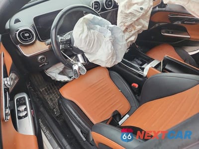 Zdjęcie 8 z 12 samochodu: 2023 MERCEDES-BENZ C 300 4MATIC VIN:W1KAF4HB7PR147735 - miniatura