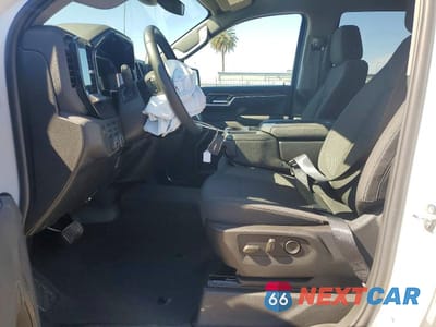 Zdjęcie 7 z 12 samochodu: 2026 CHEVROLET SILVERADO K1500 LT VIN:1GCUKDED8TZ142594 - miniatura