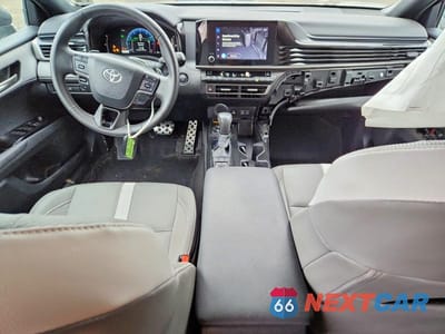 Zdjęcie 8 z 12 samochodu: 2025 TOYOTA CAMRY XSE VIN:4T1DBADK7SU521821 - miniatura