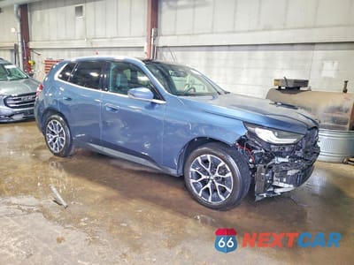 Czwarte zdjęcie samochodu z boku: 2025 BMW X3 30 XDRIVE VIN:5UX53GP00S9Y39686 - miniatura