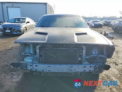 Piąte zdjęcie samochodu w środku: 2016 DODGE CHALLENGER SXT VIN:2C3CDZAG1GH278921 - miniatura