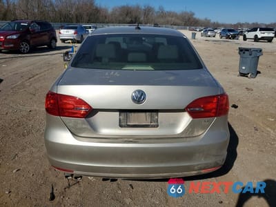 Zdjęcie 6 z 12 samochodu: 2014 VOLKSWAGEN JETTA SE VIN:3VWD07AJ3EM209591 - miniatura