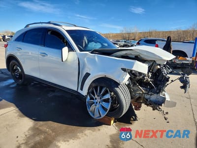 Czwarte zdjęcie samochodu z boku: 2013 INFINITI FX37 VIN:JN8CS1MW8DM172615 - miniatura