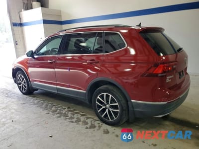 Drugie zdjęcie samochodu z przodu: 2021 VOLKSWAGEN TIGUAN SE VIN:3VV3B7AX6MM018535 - miniatura
