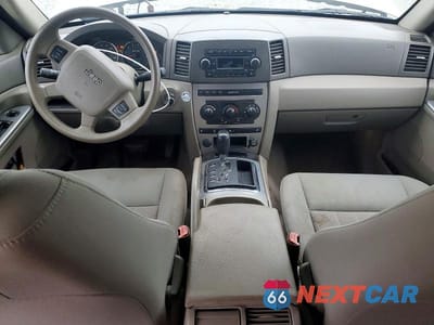 Zdjęcie 8 z 13 samochodu: 2006 JEEP GRAND CHEROKEE LAREDO VIN:1J4HS48N26C292997 - miniatura