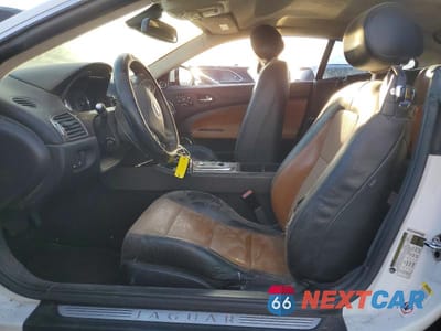 Zdjęcie 7 z 11 samochodu: 2012 JAGUAR XK VIN:SAJWA4FB4CLB44973 - miniatura