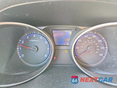 Zdjęcie 9 z 12 samochodu: 2011 HYUNDAI TUCSON LIMITED VIN:KM8JU3AC1BU210777 - miniatura